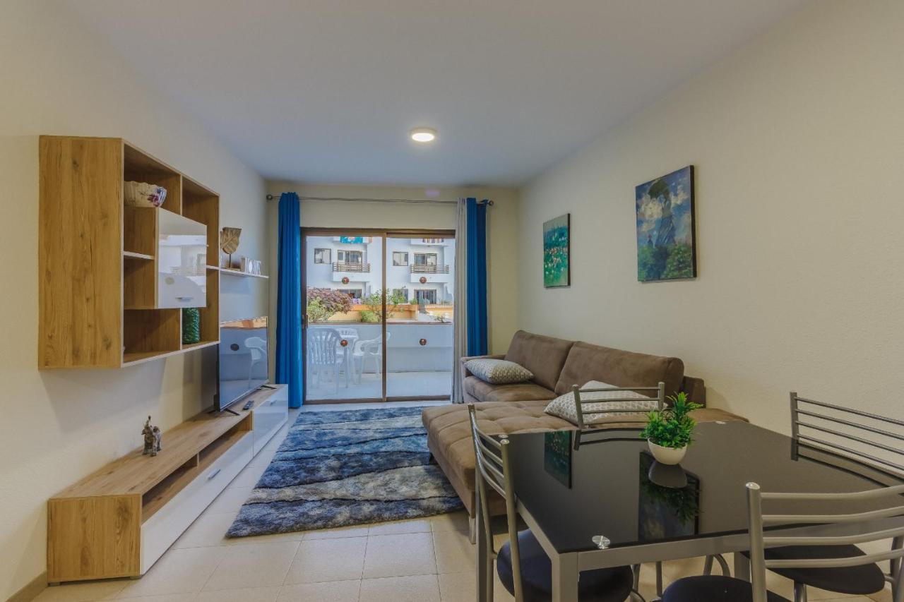 Seguro Spacious Apartment With Roomy Terrace 푸에르토 데 산티아고 외부 사진