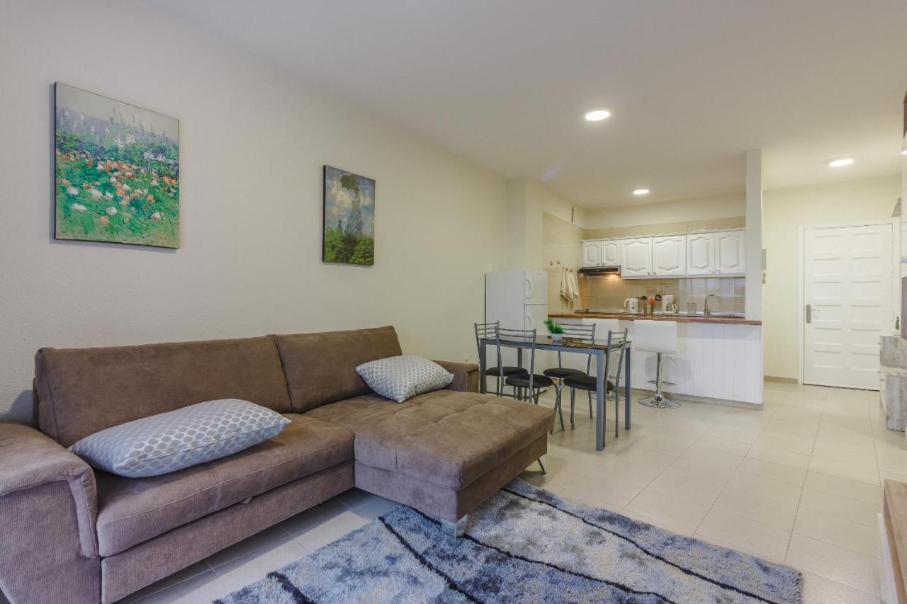 Seguro Spacious Apartment With Roomy Terrace 푸에르토 데 산티아고 외부 사진